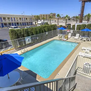 2* Hotel 6-las Vegas, Nv - I-15 Stadium
